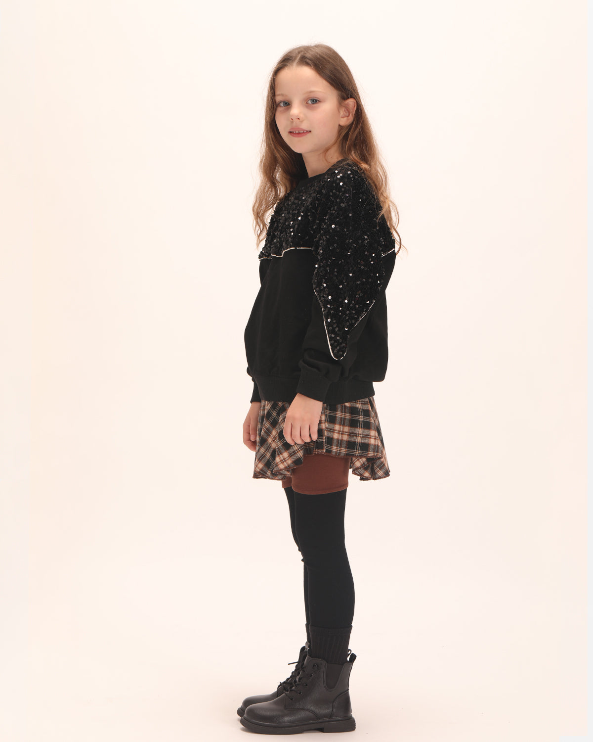 Shimmering Stars: Girls' Sparkling Sequin Sweatshirt